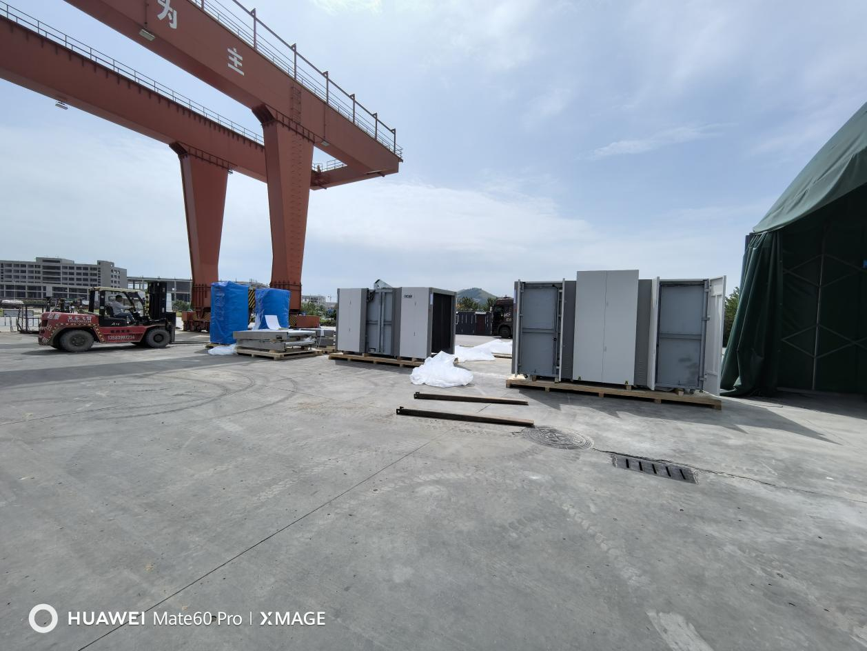 Lint Yi жүк теміржол станциясында 150180DVLAGE Қауіпсіздік сканері орналастырылған